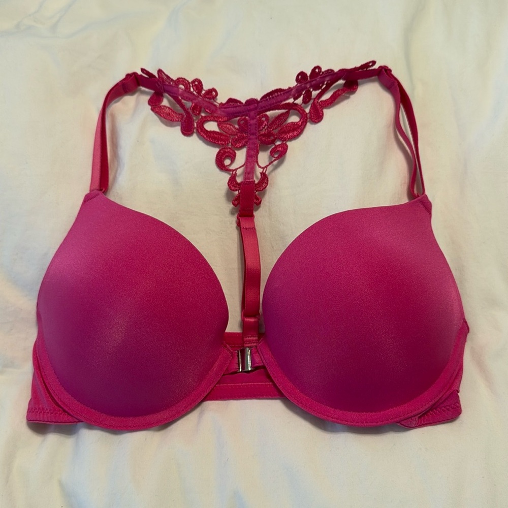 Fredericks of Hollywood padded front closure bra- 32C
